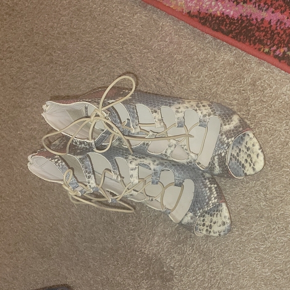 Zara Abotinado Python Lace-up Sandals - Picture 3 of 3